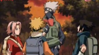 thầy Kakashi kiểu: bất ngờ chưa mấy cưng 😂