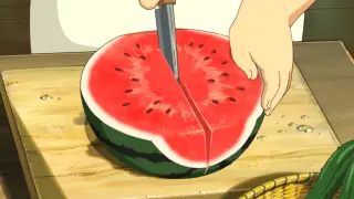 "I hope this summer, the watermelon cut by my mother will not smell like garlic!"