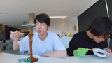 [Remix]Kim Seok Jin: đồng đội của tôi ăn mãi không biết no|BTS