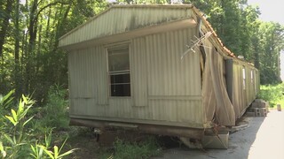 Abandoned trailer in Hollywood to be demolished, town leaders say