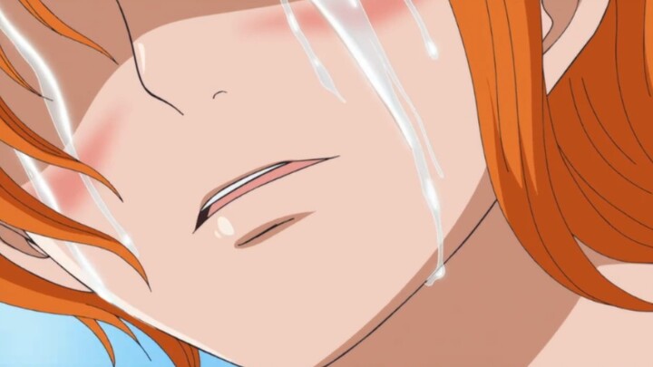When Nami knew that Luffy lost his brother, she was so gentle and considerate