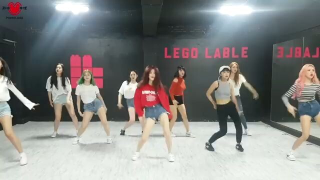 Baam Dance (by Momoland)