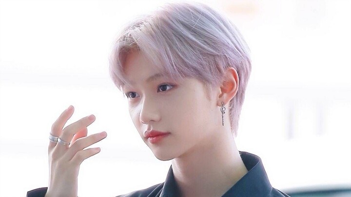 The leader of the soy sauce bottle girl group dance has a successor [stray kids I Felix] I Sixth iss