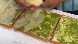 Most Unique and Loaded Sandwich Of Mumbai