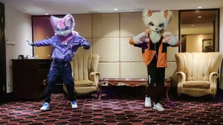 "CH4NGE" โดยสุนัขสุดหล่อสองตัว [Yan Bing & Confession] [Dance in Animal Costume]