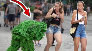 BUSHMAN PRANK 🍀 ปฏิกิริยาที่ดีที่สุด - เล่นตลก Living Bush