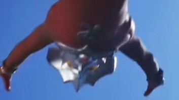 Tubuh Manusia Monster Ultraman Episode 3