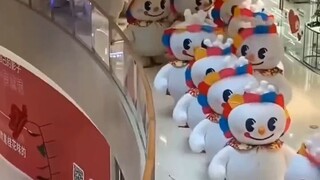Mixue Menguasai Mall china  -Mascot Parade