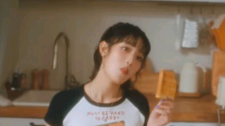 VALENTINE'S DREAM ( BY MINNIE OF (G)I-DLE )