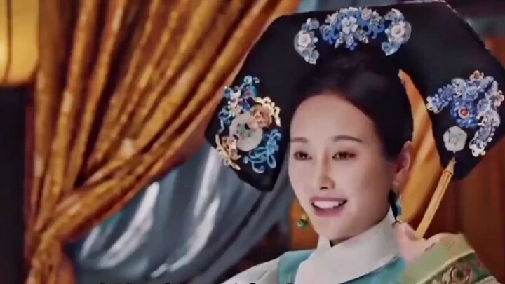 Novel aslinya adalah Ruyi's Royal Love in the Palace, yang dibintangi Wei Yanwan, dan sejarah kenaik