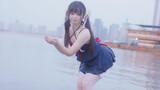 【乐栀】在长江遇到玩水的水着少女！
