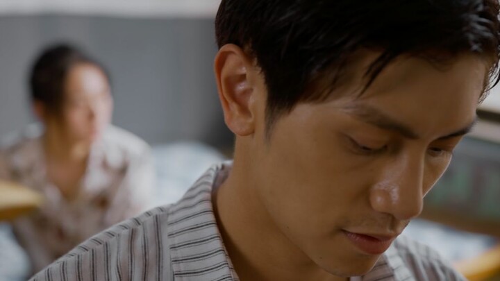 “一个陌生女人在后院躺了22年···”