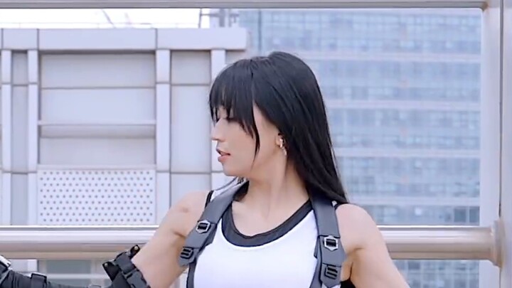 Feel the charm of Tifa's wife up close! [Vertical screen] ❤KING❤ Surrender to Tifa's absolute domain