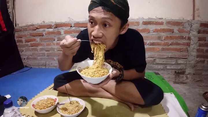 MUKBANG Indomie Goreng 6 bungkus