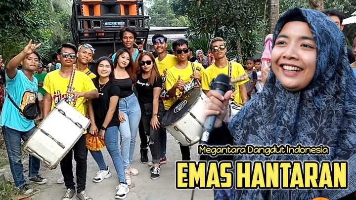 MOMEN KEBERSAMAAN MEGANTARA & AZYA