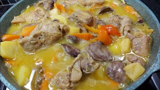 CHICKEN CURRY WITH CHICKEN LIVER GIZZARD AND PINEAPPLE | 🇵🇭 FILIPINO STYLE CHICKEN CURRY