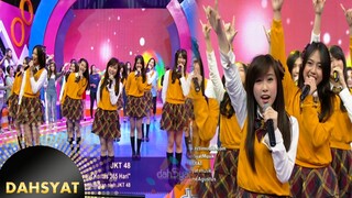 Keseruan JKT 48 Dalam Membawakan ''Pesawat Kertas 365 Hari'' [DahSyat] [1 Agustus 2016]