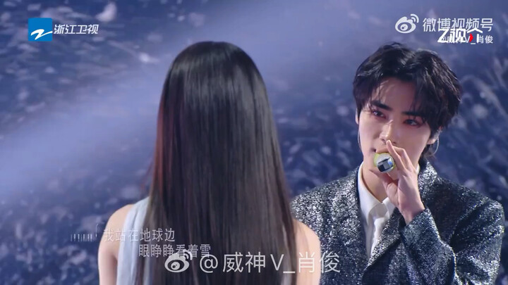 真的是…哭了