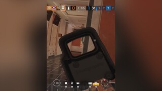 Dasar cacing.😤r6siege r6sindonesia r6s indonesia fyp r6siegeclips rainbowsixsiege rainbowsixsiegeclips