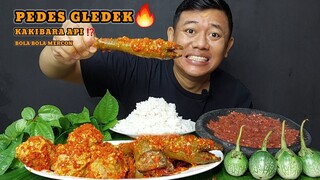 MUKBANG MAKAN KAKI KAMBING PEDAS SAMBEL MERCON + PENTOL MERCON + LALAPAN MENTAH