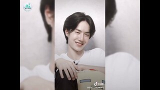 YiBo Bảo Bối #70 - cool guy
