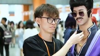 Phỏng vấn Comic Con: Trích dẫn về anime hoặc trò chơi yêu thích của bạn!