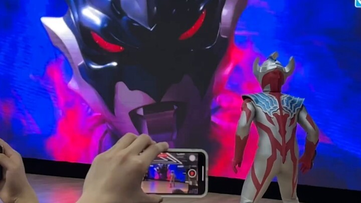 Seri Ultraman masuk ke Stasiun B - liputan langsung acara perayaan di gedung Stasiun B
