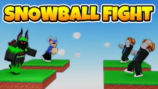 I Had a SNOWBALL FIGHT in Roblox BedWars...