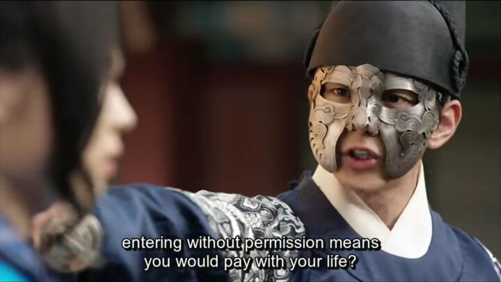 The Emperor owner of the mask S1__E1