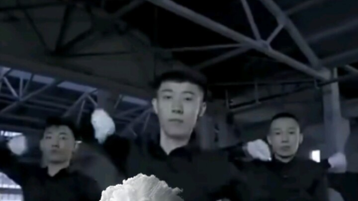 Qinghai's strong wind swaying big back hair ( )