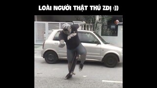 Loài Người Thật Tkú Dzị #1