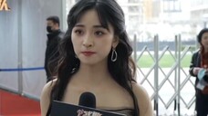 Shen Yue was interviewed on the red carpet. Guess what she was gesturing?