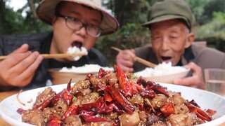 Chili-fried Chicken Cubes: Finger-licking