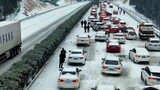 Aerial photos of hundreds of kilometers of traffic jams, unable to get home during the Spring Festiv