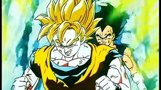 "Bảy Viên Ngọc Rồng" Vegeta và Kakarot là tình yêu đích thực!