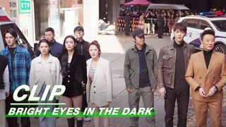 Fire Broke Out and the Little Girl was Trapped | Bright Eyes in the Dark EP07 | 他从火光中走来 | iQIYI