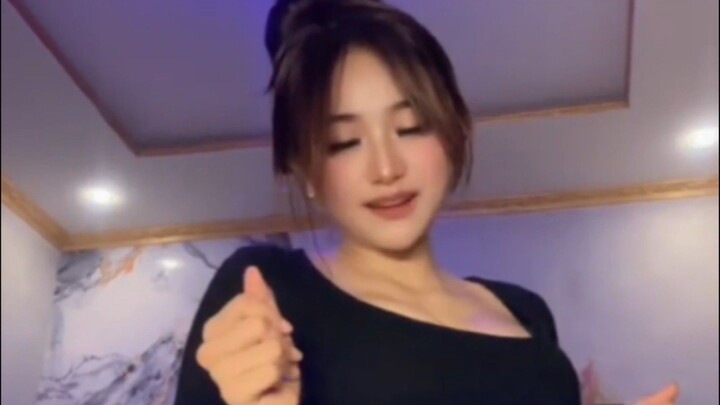 tante begini yang bikin sering ke kamar mandi.# Anii