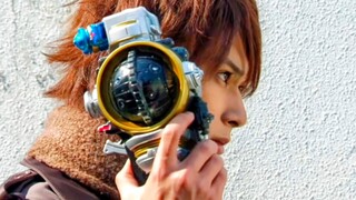 Check out the first transformation of the 20 Heisei Knights