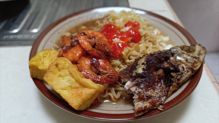 Masak Indomie Goreng Kuah Hack..