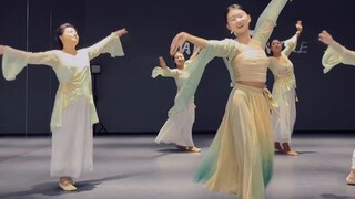 Simple Classical Dance "Small Town Ballad"