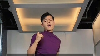Cô ấy nhảy rất đẹp! Tôi thực sự thích giai điệu này~