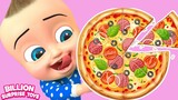 Ibu telah membuat makanan lezat untuk bayi dan dia sangat menyukainya! Pizza