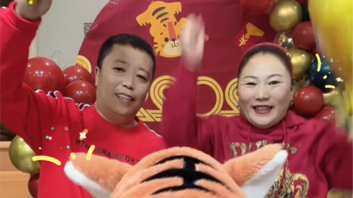 今天没段子～ 今天拜年～