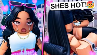I Caught My CRUSH CHEATING On Me.. (Berry Avenue)