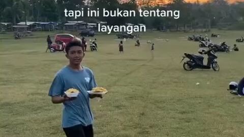 Ini bukan tentang layangan. Cocok buat story wa sad