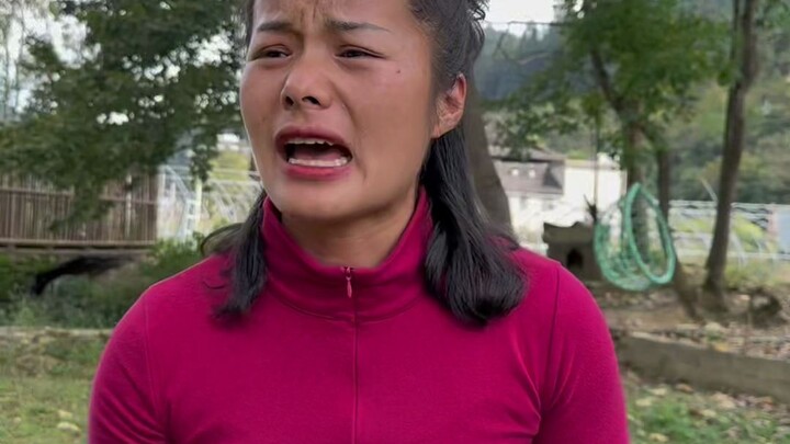 Ultraman is really too humble. Such a human being is not worth saving.