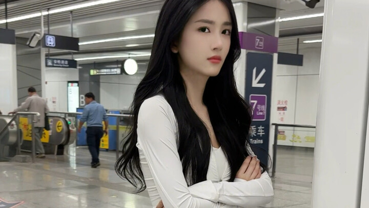 เย้ๆๆ เกลียดการรอคอยเป็นชั่วโมง ปรากฎว่าเธอรักฉัน