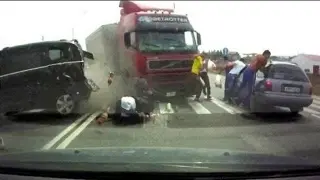 TOTAL IDIOTS ON THE ROAD #6