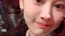 Yang Zi mencatat "Perjalanan Jepit Rambut" Huang Zixia ✘ Koleksi jam masuk dan keluar Yang Chonggu