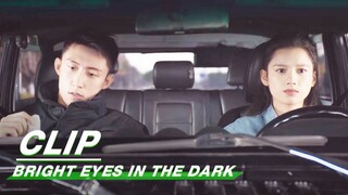 Nan Chu Comforts Lin Luxiao | Bright Eyes in the Dark EP18 | 他从火光中走来 | iQIYI